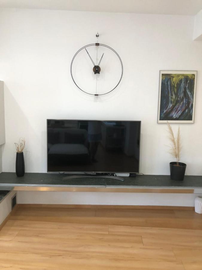 Vanessa House Luxury Apartments Skiathos Town Bagian luar foto