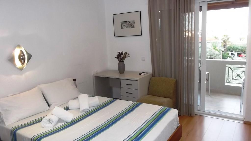 Vanessa House Luxury Apartments Skiathos Town Bagian luar foto