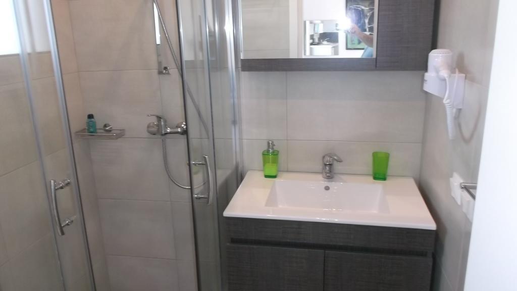Vanessa House Luxury Apartments Skiathos Town Bagian luar foto