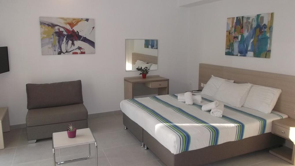 Vanessa House Luxury Apartments Skiathos Town Bagian luar foto